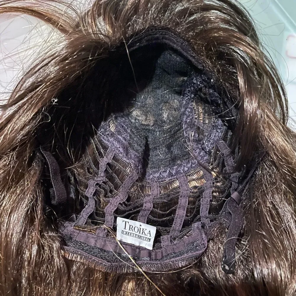 NEW and realistic looking wig “Polished Babe”